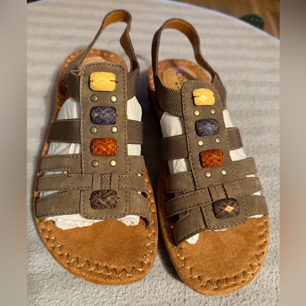 Cobb Hill by New Balance Tan Sandals